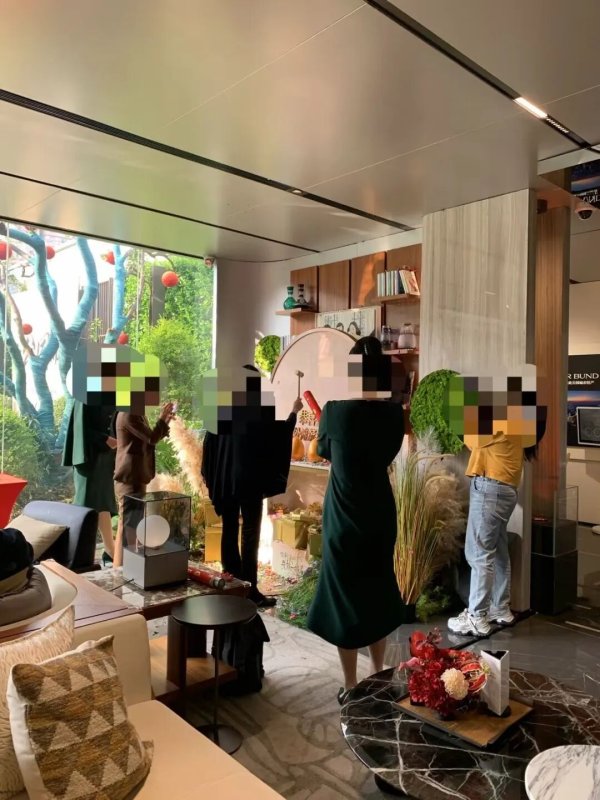 上海3月楼市“爆”了！二手房卖了超3.1万套，创近5年新高！新房频现开盘售罄，“10万+”楼盘看房要排队