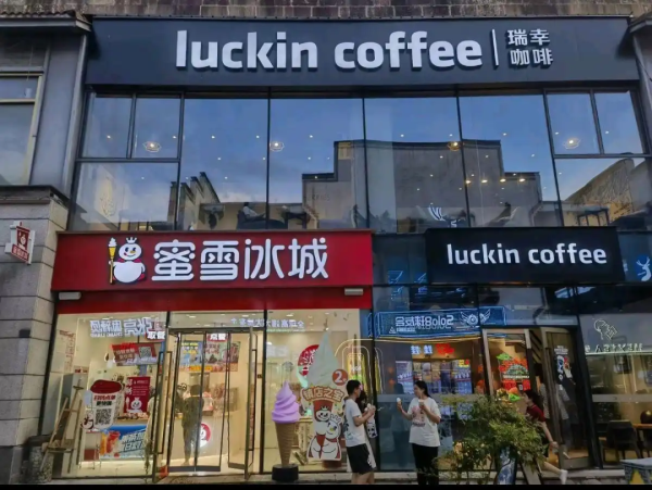 中国平价餐饮热潮背后暗藏隐忧：成本上升、利润缩水|巴伦投资
