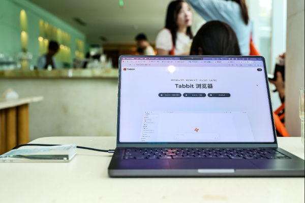 Tabbit办起“百日宴”，但美团AI的挑战才刚刚开始