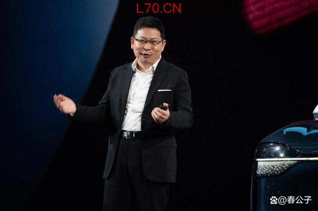 华为盘古大模型 先驱者的再出发