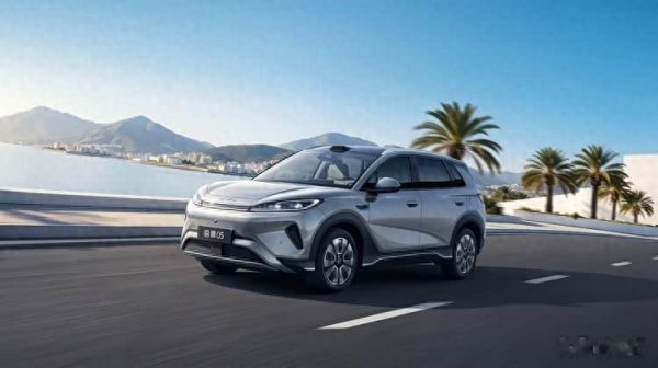 比亚迪全新海狮 05 上市: 9.79 万起点燃 A 级 SUV 消费热情